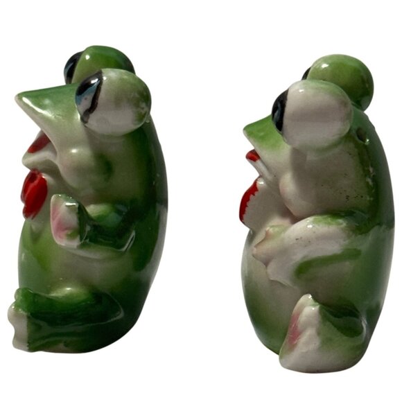 Vintage Lucky Frogs Salt Pepper Shakers Stoppers Green Kitschy 1950s Japan RARE - Picture 5 of 11